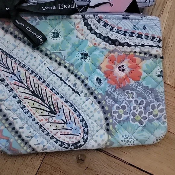 VERA BRADLEY/COSMETIC TRIO - Picture 5 of 13
